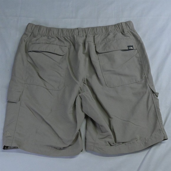 North Face 36 x 10" Khaki Ripstop Outdoor Cargo Shorts - Picture 5 of 5
